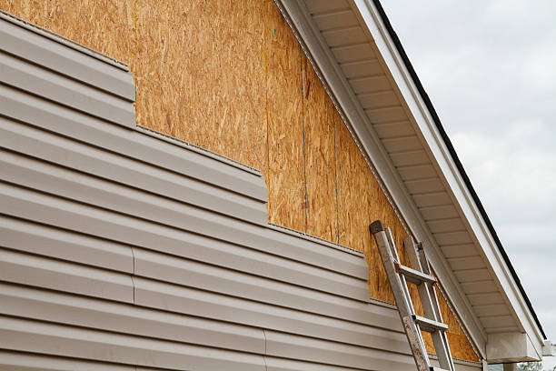 24/7 Emergency Storm Damage Siding Repair experts in Wake, VA